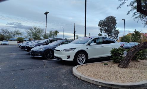 Tesla Service Center