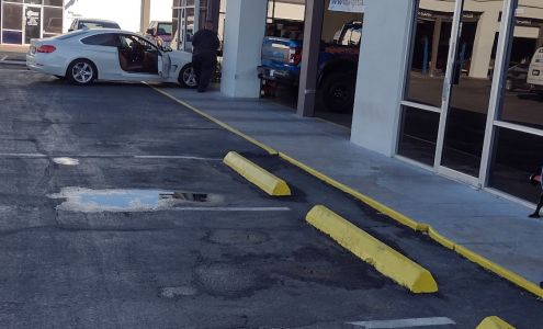 Dwight's Glass & Tint