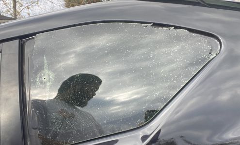 A & B Auto Glass Inc Rogers