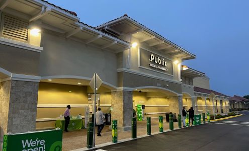 Publix Super Market at Riverside Square