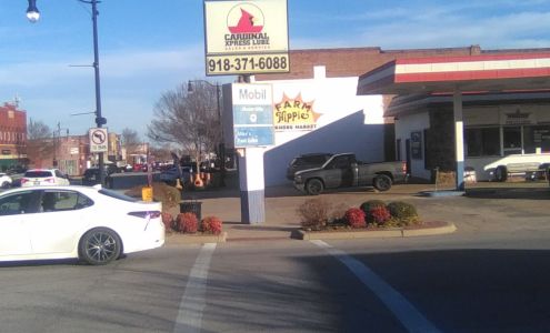 Cardinal Xpress Lube Collinsville