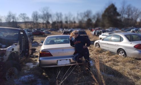 Colemans Auto Body & Salvage Fredericktown