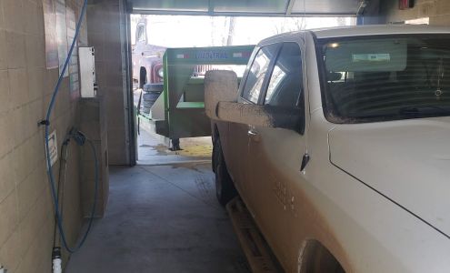 Tri-R Car Wash Black River Falls