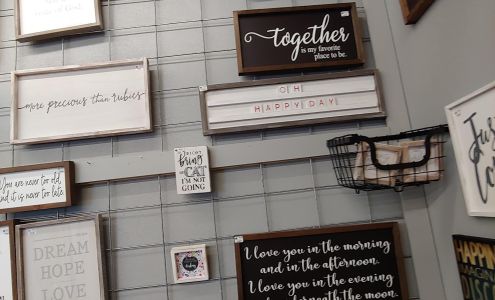 J's Auto Body Shop (See Super Center for Sales & Service) Manchester