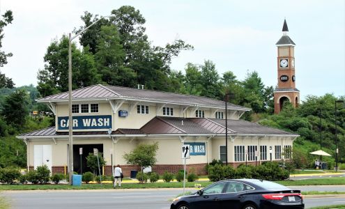 Lorton Station Carwash