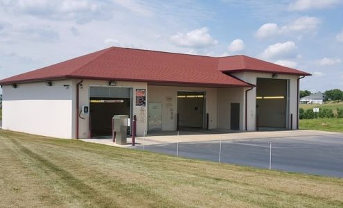 Davis Street Auto Wash Monona