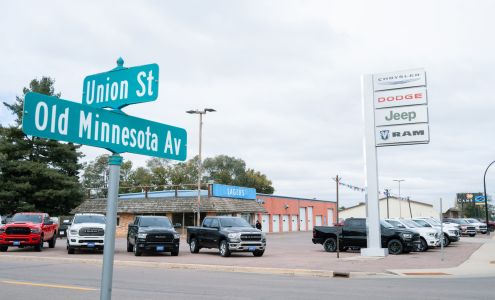 Lager's of St. Peter - Chrysler Dodge Jeep Ram