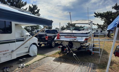 Dean's Automotive West Brookfield