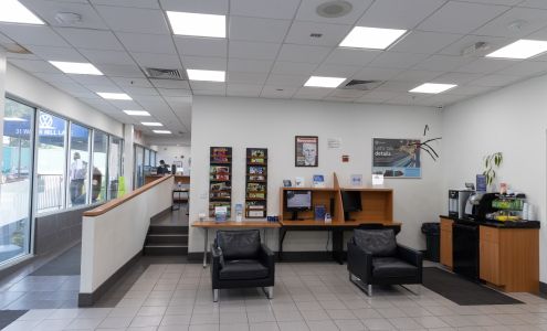 Volvo Cars of Queens - Service Dept