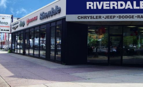 Riverdale Chrysler Jeep Dodge Ram Bronx