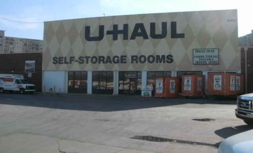 U-Haul Moving & Storage of Hyattsville