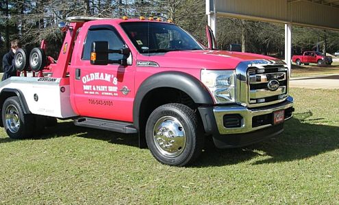 Oldhams Body, Paint & Wrecker Service Inc.