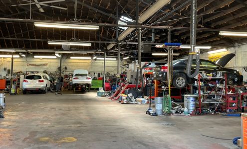 Centerway Auto Repair Inc