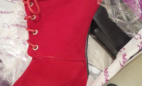 Charlotte Russe Holyoke