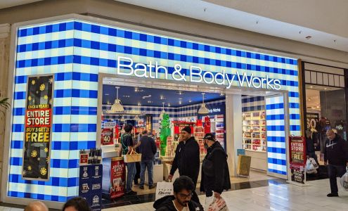 Bath & Body Works Holyoke