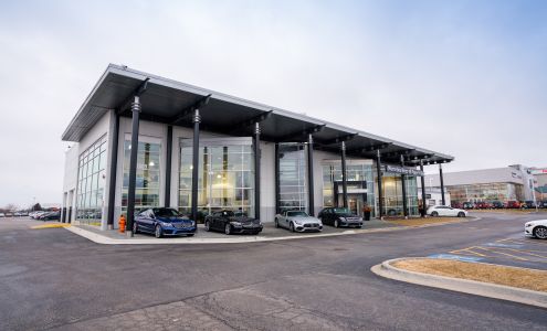Mercedes-Benz of Naperville
