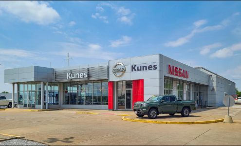 Kunes Nissan of Davenport