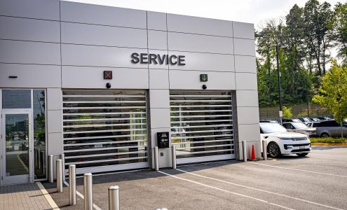 Land Rover Alexandria