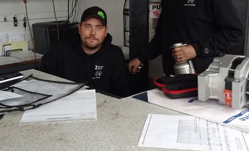 2 Brothers Middle Street