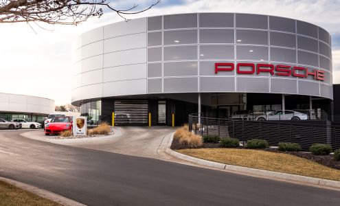 Porsche Kansas City Merriam