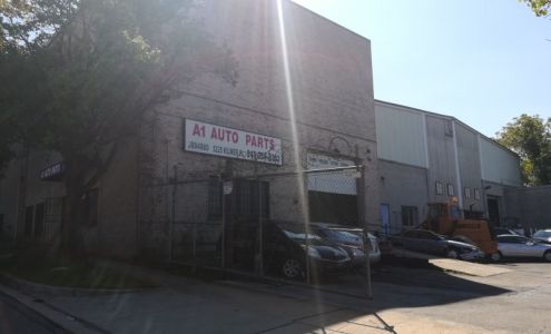A1 AUTO PARTS & RECYCLING