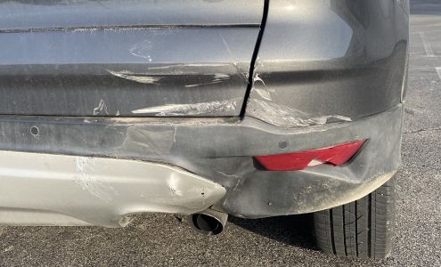 T & T Body Shop and Auto Rental Seymour