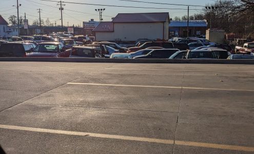 Apple Auto Sales Seymour