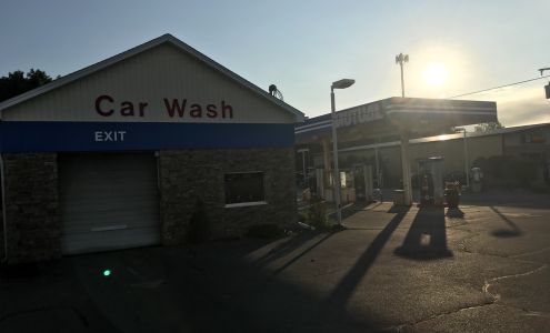 Dee Jay's Car Wash