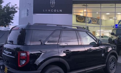 Quick Lane® at Future Ford