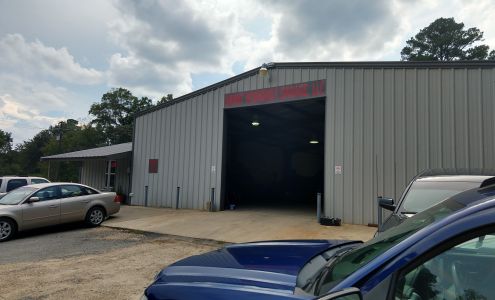 Danny Roshong's Garage-Wrecker