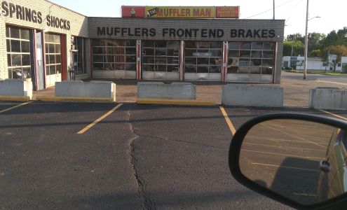 Muffler Man Flint