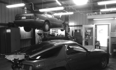 Autobahn Car Center Newcastle