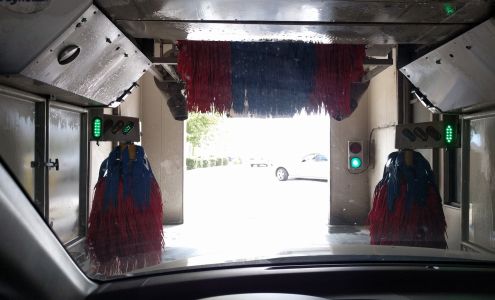 Arco Car Wash