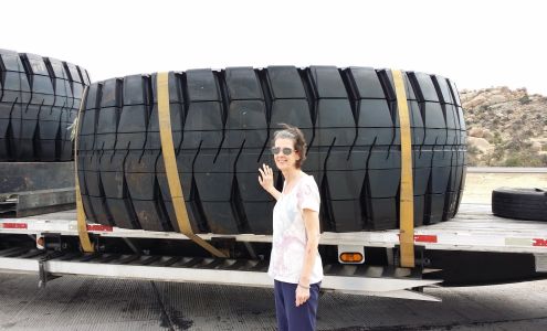 Sullivan Tire Commercial Truck Center