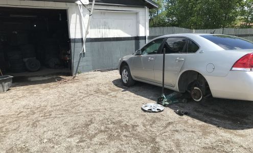 Tenth Street Tire Shop (The Guide To Enlightenment Consultatory and Advisory Agency LLC) East Saint Louis