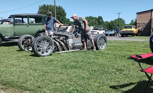 K W Trucking Saint Paul