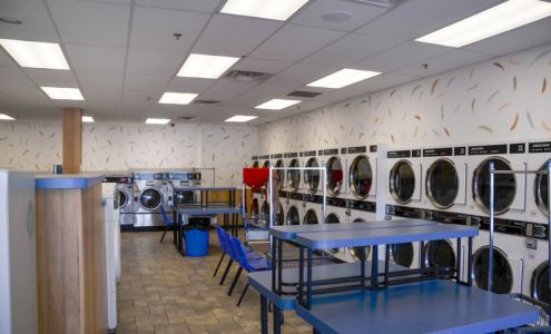 Abington Crossing Superwash Laundromat