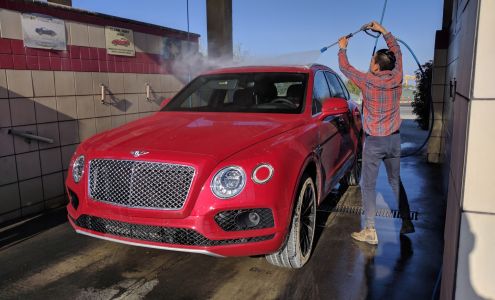 Squeeky Clean Car Wash