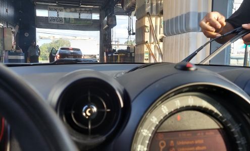 Car Care Clinic & Jet Lube - Metrocenter