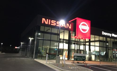Denny Menholt Nissan