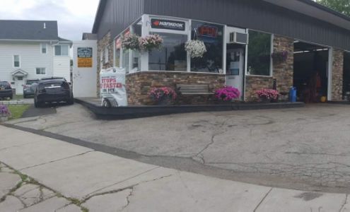 Clar's Elmwood Automotive