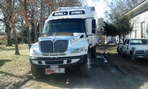 Barnes & Barnes Truck Tire Rpr Indianola