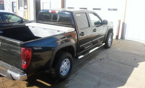 MIKE'S AUTO SALES Lyons