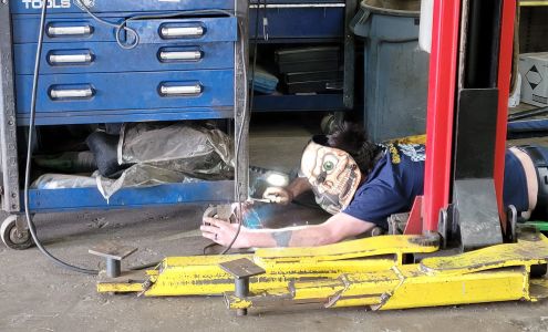 D & R & Sons Auto Repair