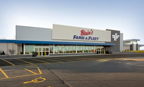 Blain's Farm & Fleet Tires and Auto Service Center - Sturtevant, WI