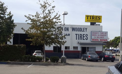 Byron Woodley Tire