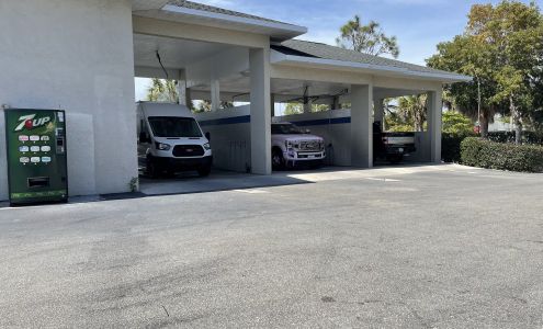 Palm Touch Free Wash