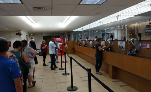 Bank of America (with Drive-thru ATM)
