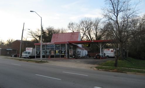 Lobo Auto Services & Tires