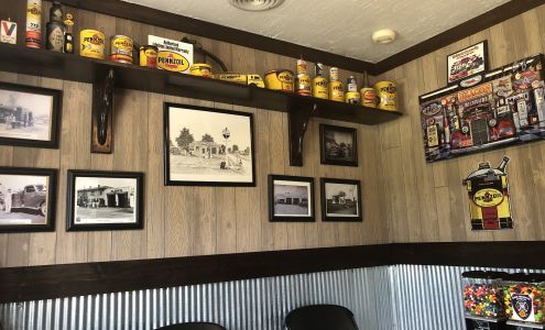 Christopher Quik Lube Mulkeytown